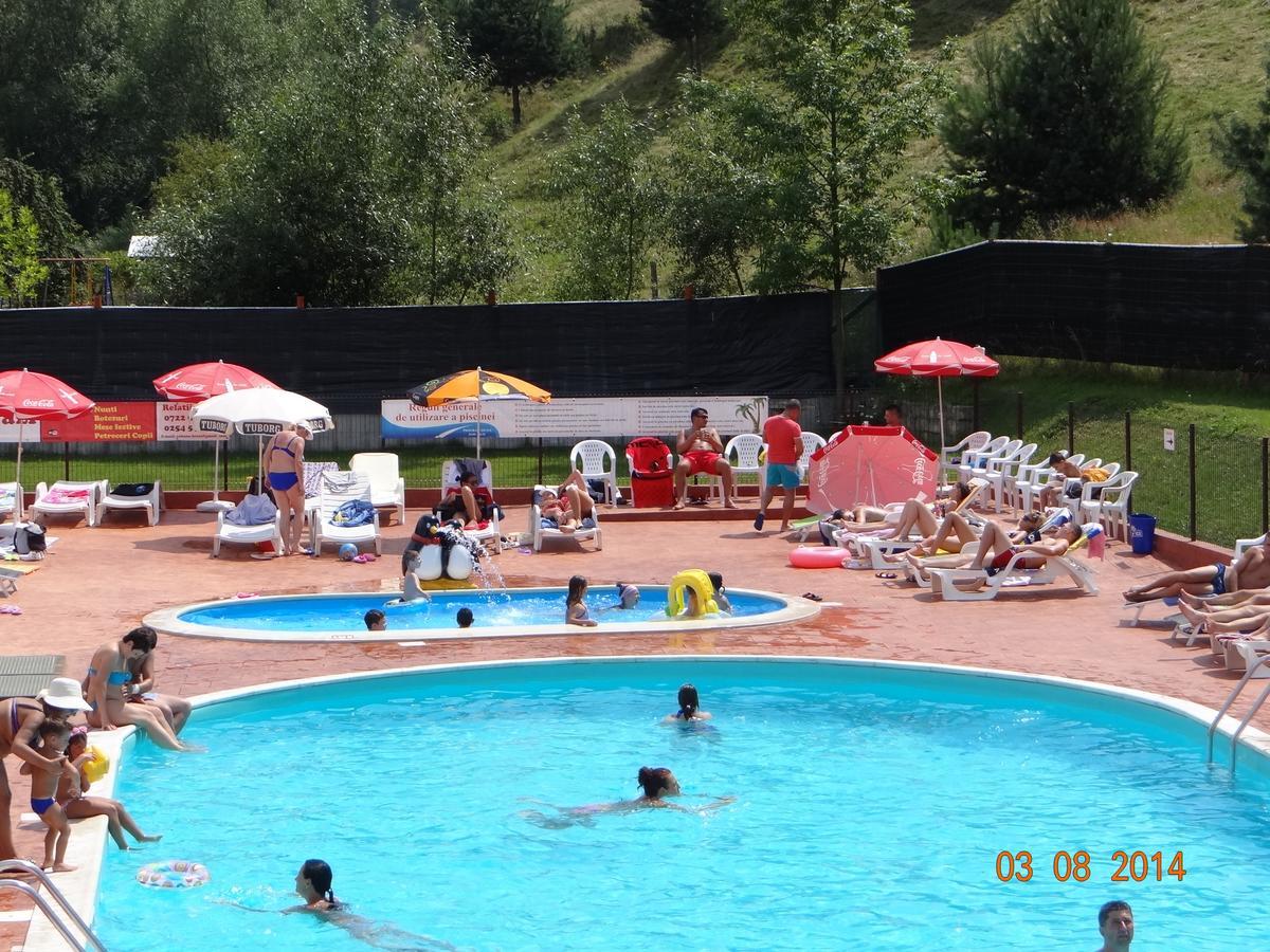 Cabana Pensiune La Brazi Vulcan  Dış mekan fotoğraf