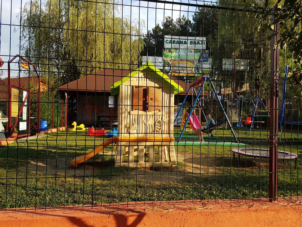 Cabana Pensiune La Brazi Vulcan  Dış mekan fotoğraf